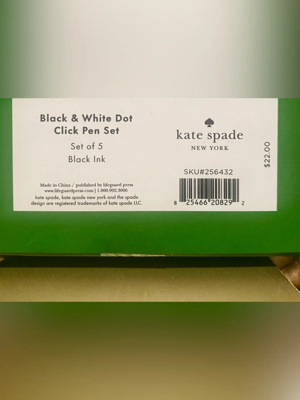 kate spade Black & White Polka Dot Pen Set with Green Packaging